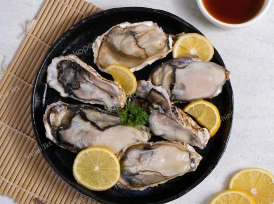 Murotsu Oysters (Japan) Sashimi Grade, M (60-80g), 650g, approx 9 pcs/pack, frozen