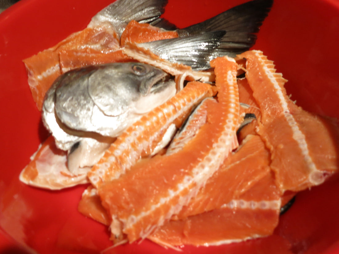 New Zealand King Salmon (Chinook) Whole Head split in 2 with Carcass/Tail, approx 400g (total 800g)